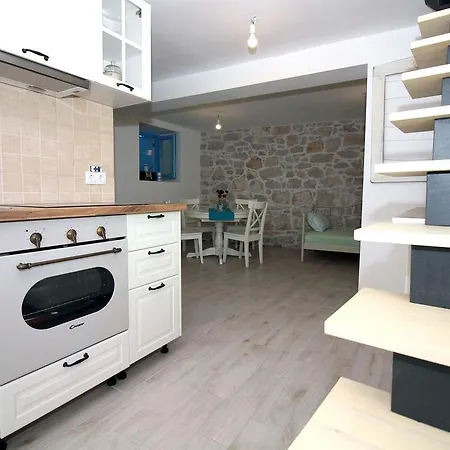 Casa de Férias Holiday House Andrej Tisno