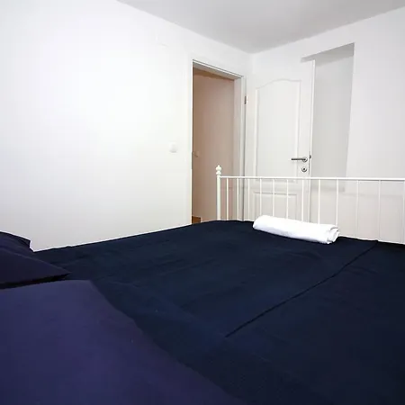 Holiday House Andrej